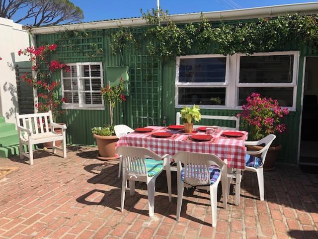 Sherwood Boutique Cottage Кейптаун Екстериор снимка